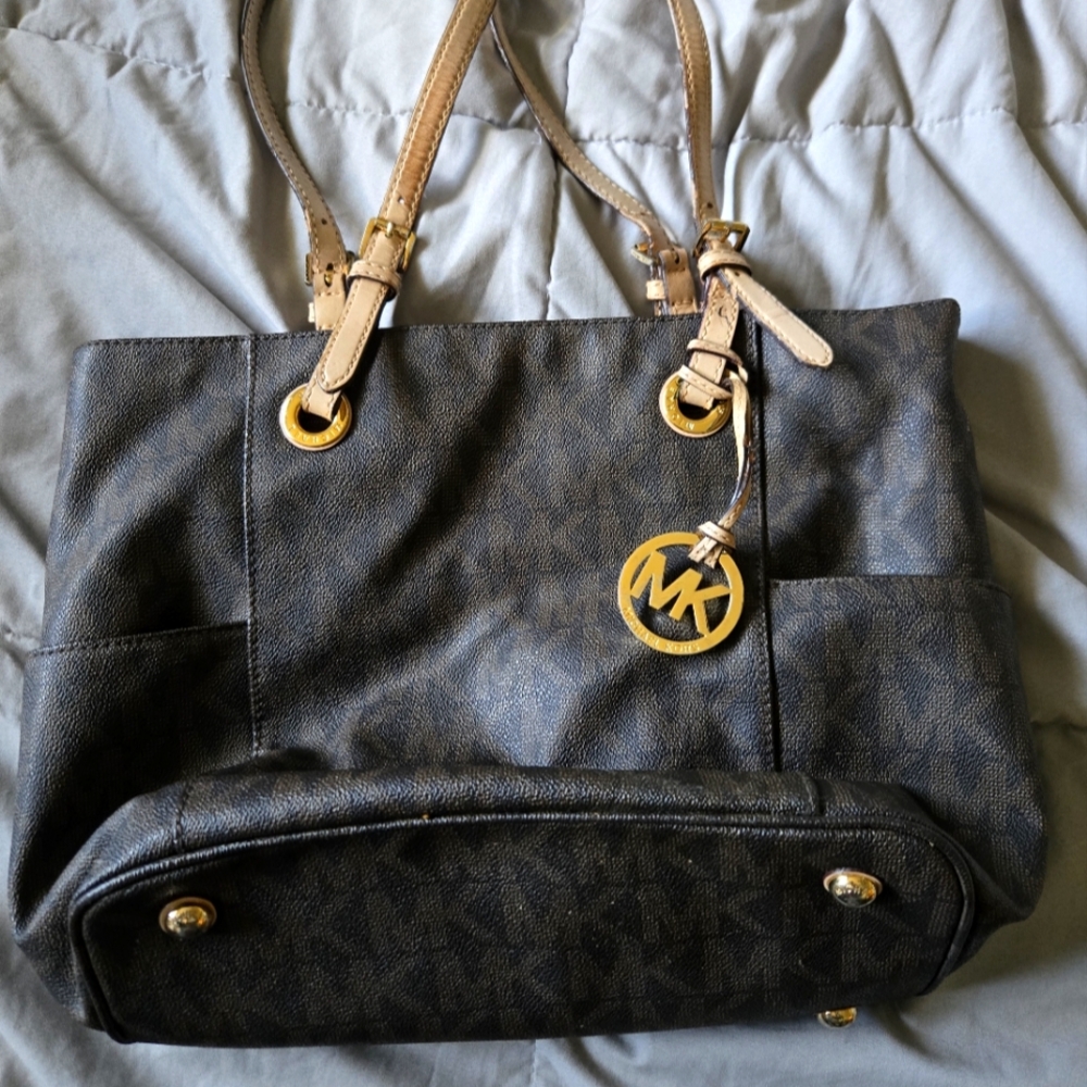 Michael Kors Jetset Signature Logo Tote